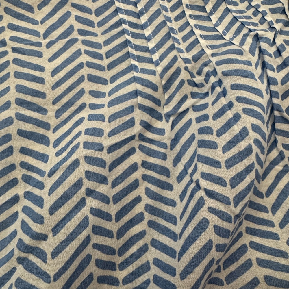 Vineyard Vines Women’s Blue & White Tank Top Style Blouse‎ Thin Loose Fitting - Picture 4 of 8